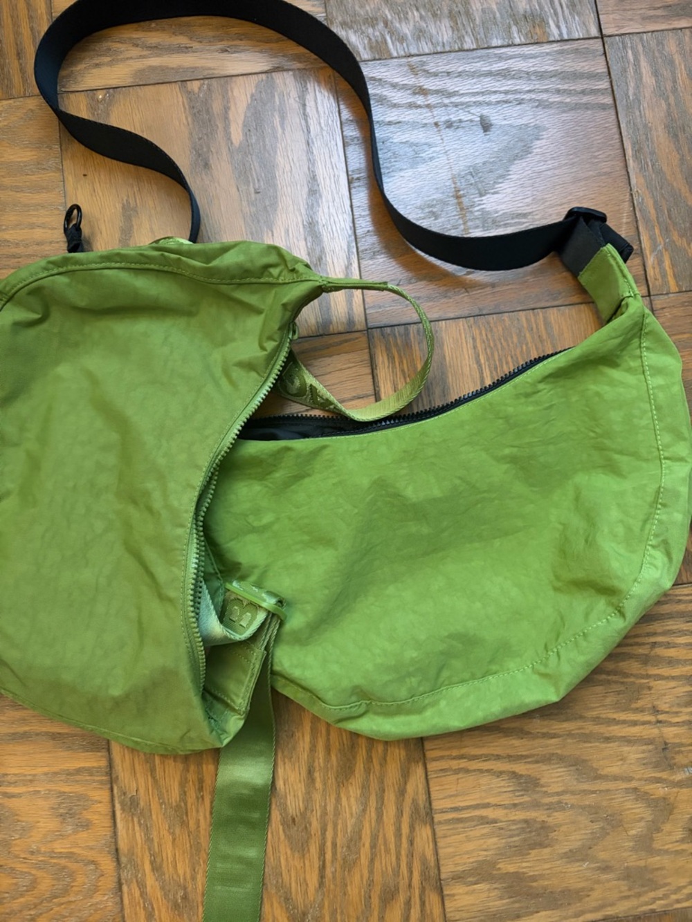 Green Nylon Medium Cresent Bag - Picture 2 of 3